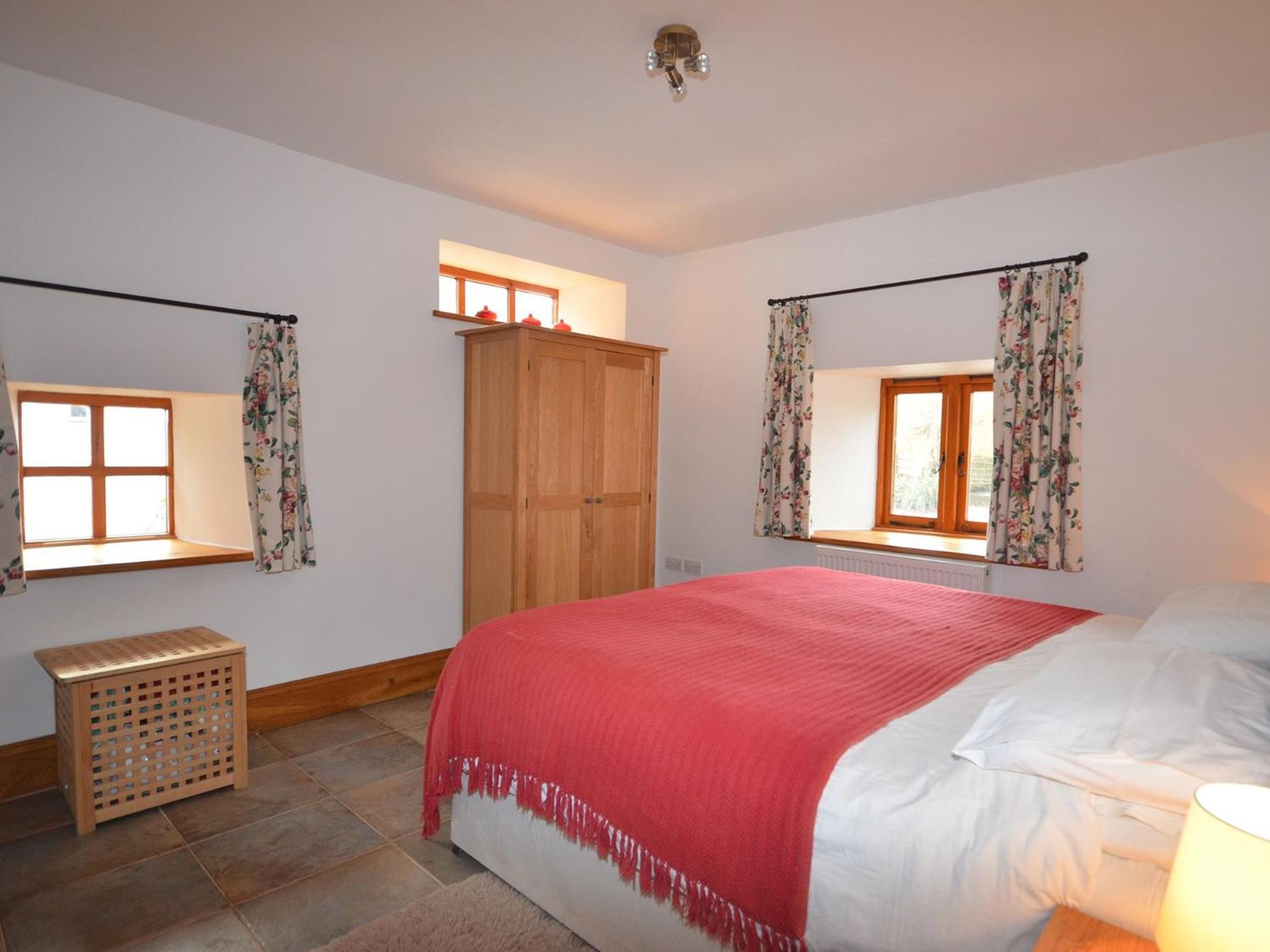 2 Bed In Bridgwater Rexba Villa Spaxton ภายนอก รูปภาพ